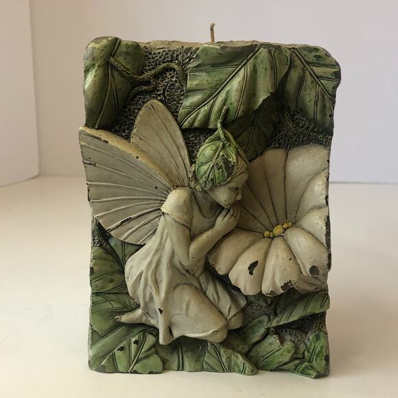 VTG eDeco‎ Studio Fairy Whimsy Flower Green Wax Candle 6in Unused Mythical READ - Picture 1 of 7